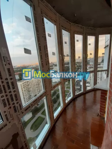 Панорамное остекление заказать под ключ по выгодной цене в Электростали от компании МосБалкон